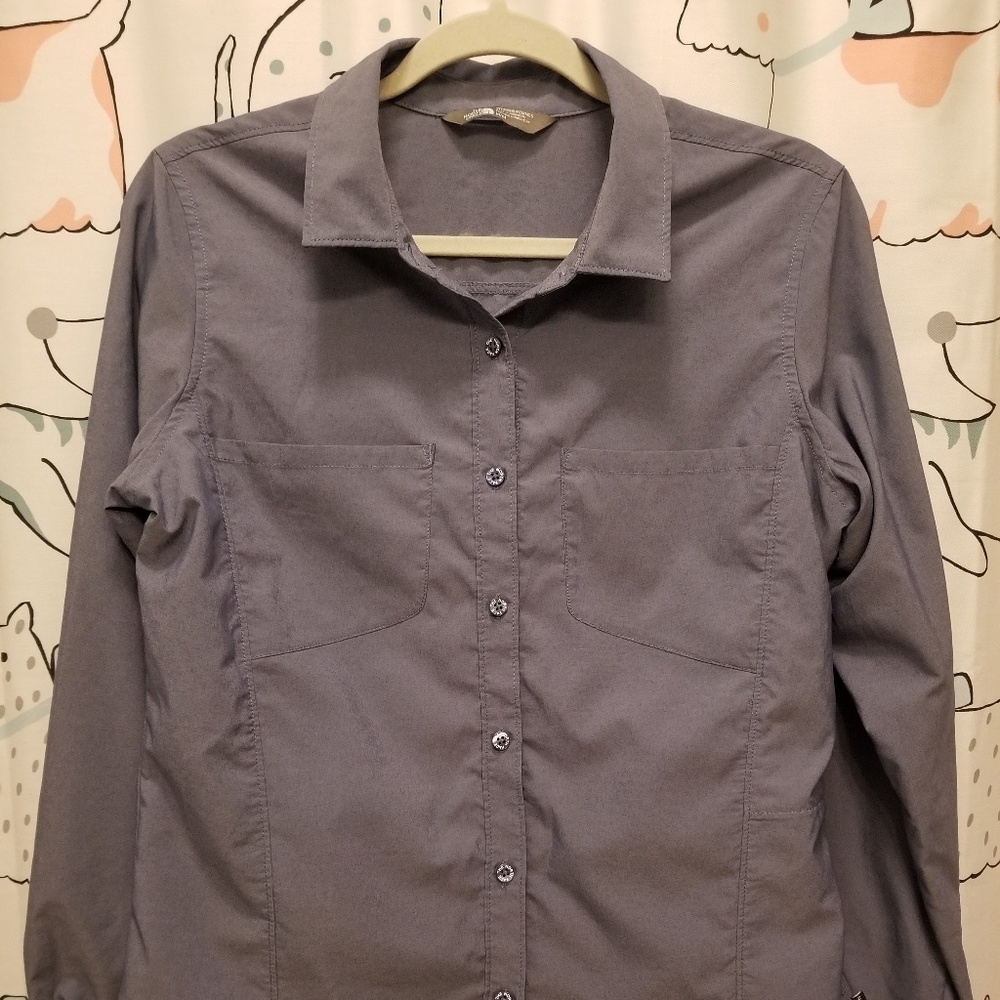 TheNORTHFACE blueish button down shirt long sleeve